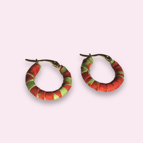 Small Salento Hoops – Red & Pistachio Colombian Earrings